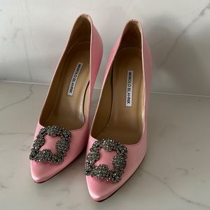 Manolo Blahnik. Size 38/8